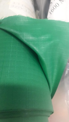 Chutes de tissu polyester